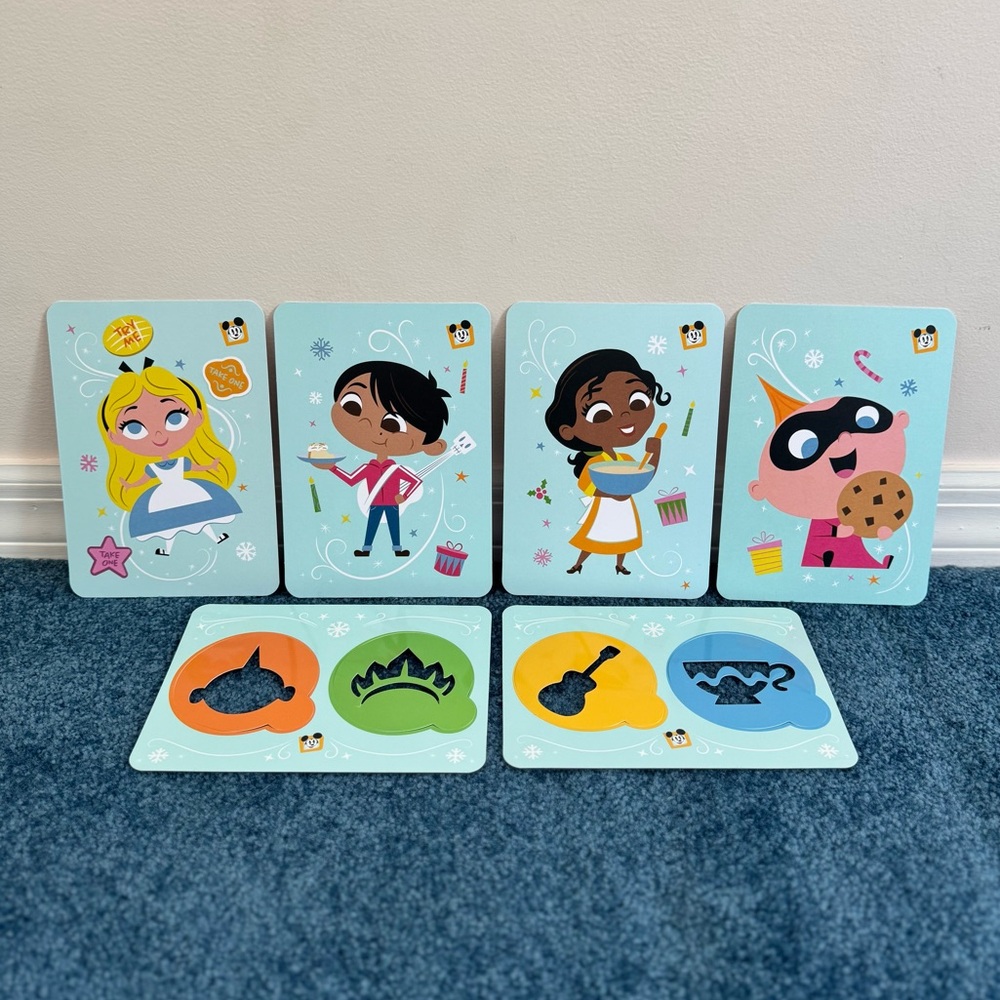 DISNEY | Annual Passholder perk, recipe cards - NEW